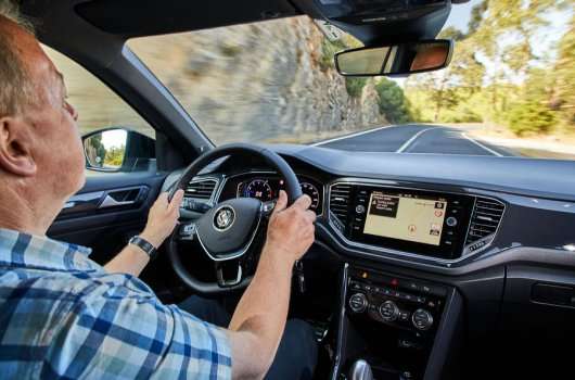 Огляд нового позашляховика 2017 Volkswagen T-Roc