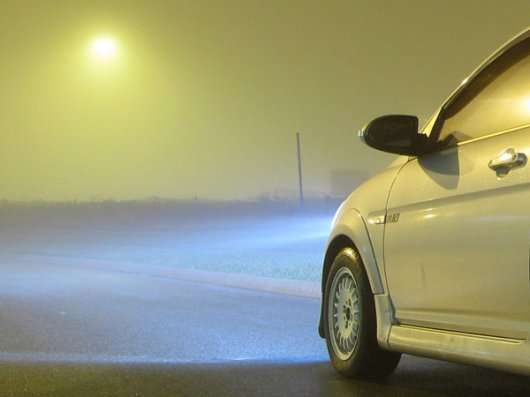 Водіння автомобіля в тумані