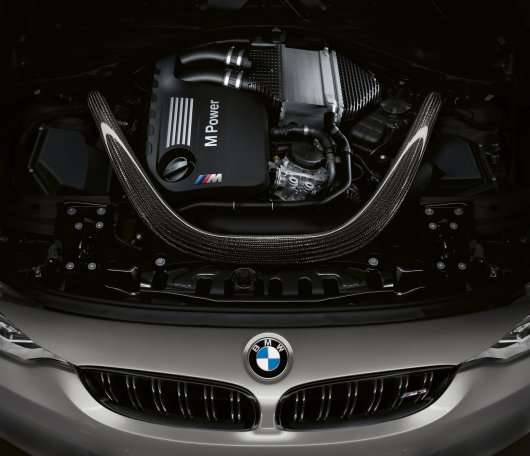 2018 BMW M3 CS: Сама хардкорних трійка