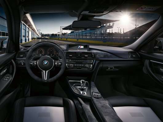 2018 BMW M3 CS: Сама хардкорних трійка