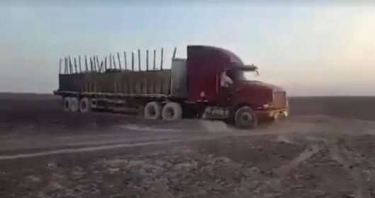 Водій вантажівки пошкодив легендарні лінії Наска в Перу
