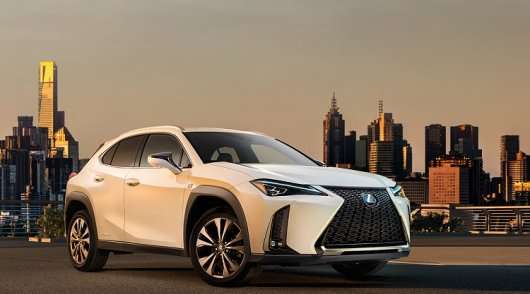 Lexus показав ексклюзивний найдешевший кросовер UX