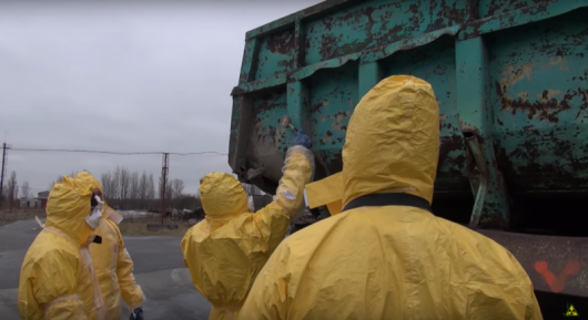 Ось як знезаражують радіоактивний вантажівка в Чорнобилі