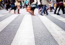 Штраф за непропуску пішоходів збільшений до 1500-2500 рублів