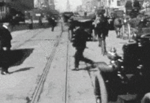 Дивіться як виглядало дорожній рух 100 років тому