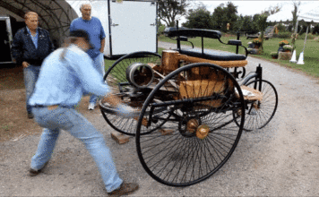 Як Карл Бенц заводив перший в світі автомобіль «Motorwagen»