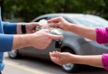 Що робити, якщо покупець не зареєстрував автомобіль і почали приходити штрафи?