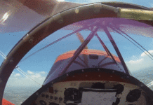 Двигун літака запустився в самий останній момент: Відео