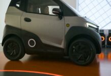 Подивіться на іспанський електрокар зі знімними акумуляторами, який стоїть як lada granta