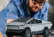 Mattel випустила конструктор з пікапом tesla cybertruck з “тріщинами” на стеклах
