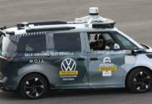 Компанія volkswagen розсекретила зовнішність серійного електрокара id. Buzz (фото)