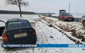 Під гродно перекинувся opel. Молода пасажирка з травмами голови – в лікарні