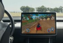 Понад півмільйона електрокарів tesla можуть визнати небезпечними через відеоігри