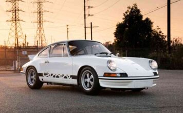 Класичний porsche 911 carrera rs 1973 року оцінили в шалені 103 млн рублів