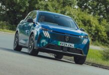 Peugeot e-3008 2024: Элегантный электромобиль с душой