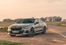 Элита Дороги: Топ-10 Представительских Автомобилей для Руководителей