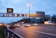 Дорожная Блохада: Британские Автомагистрали Задыхаются в Пробках
Великобритания сталкив