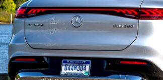 Mercedes offre forti sconti sui veicoli elettrici in mezzo ai problemi di inventario