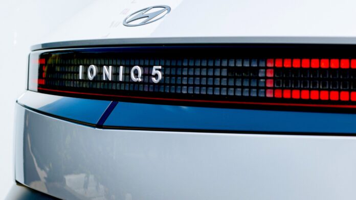 bb2c7ac5-4c1b-447b-9883-cc9257b0d98c