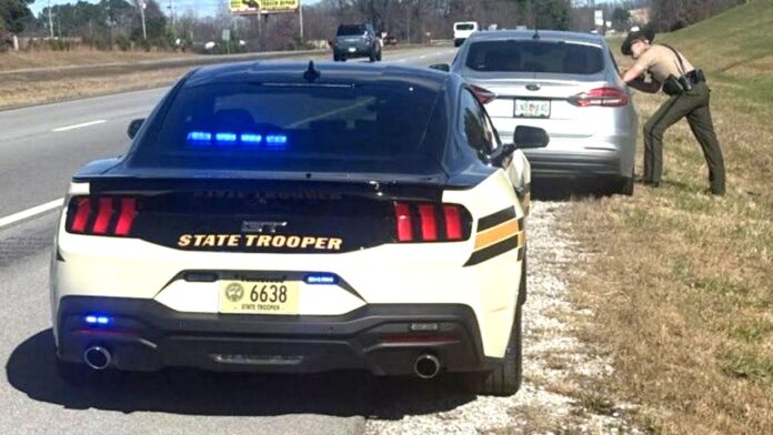 01e32115-52b8-44e6-9da3-a213327c7638