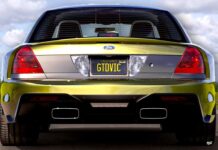 Абсурдна привабливість Ford Crown Victoria, створеного для треку