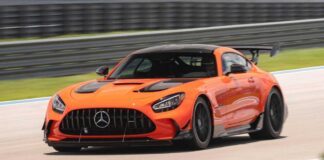 Mercedes-AMG potvrzuje návrat černé série: Závazek k radikálnímu výkonu