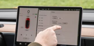 Touchscreen nelle automobili: un errore secondo il creatore dell’iPhone