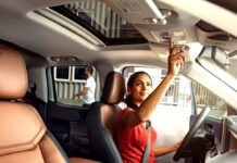 Ford Відкликає Майже 3000 Автомобілів: Проблеми з Панорамними Дахами та Стоп-Сигналами