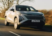 Omoda 5 (2026): Огляд бюджетного кросовера, що швидко розвивається.