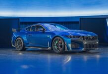 Ford представляє Mustang Dark Horse SC: потужна сполучна ланка в лінійці Mustang