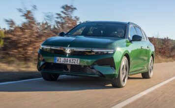 Vauxhall Astra Sports Tourer Electric: Прагматичний вибір на зростаючому ринку