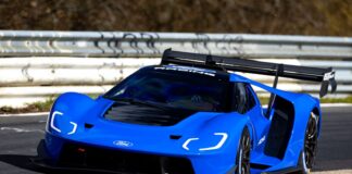 Ford GT Mk IV Встановив Новий Nürburgring рекорд для Автомобілів з Двигуном Внутрішнього Згоряння