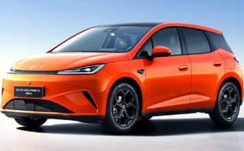 BYD виводить на європейський ринок гібридний суперміні, поки конкуренти спостерігають