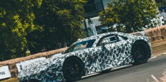 O novo LFA da Lexus não se trata de fingir ruído