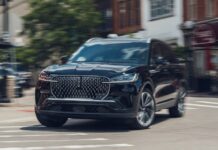 2026 Lincoln Aviator: Стиль “старої школи” все ще продається