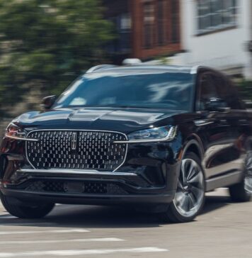 2026 Lincoln Aviator: Стиль “старої школи” все ще продається
