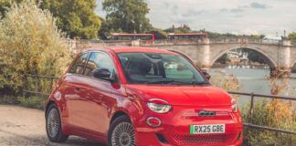 Por qué el Fiat 500e acaba de convertirse en el mejor amigo de quien busca gangas