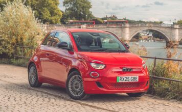 Perché la Fiat 500e è diventata la migliore amica di chi è a caccia di occasioni