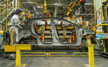 Британська автоіндустрія сперечається про кордони